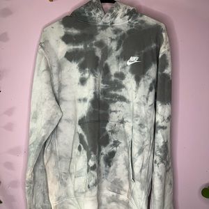 nike hoodie